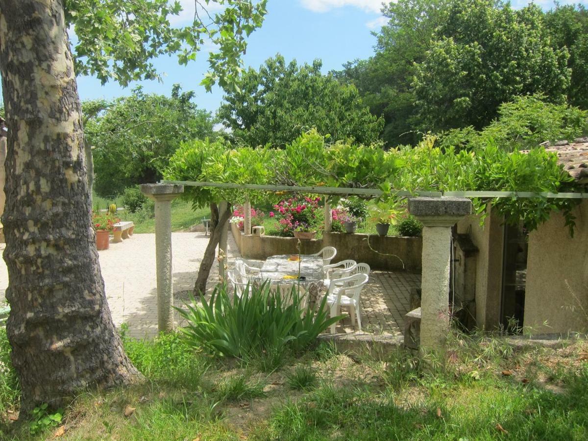 Appartement Les Demeures Du Clos à Pierrerue  Extérieur photo